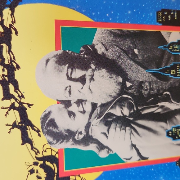 Vintage Miracle on 34th Street VHS - Picture 2 of 9